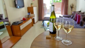 Suite, 1 soverom (Olimpus Garden 12) | Oppholdsområde