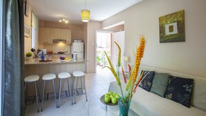 Suite, 1 soverom (Olimpus Garden 2) | Oppholdsområde