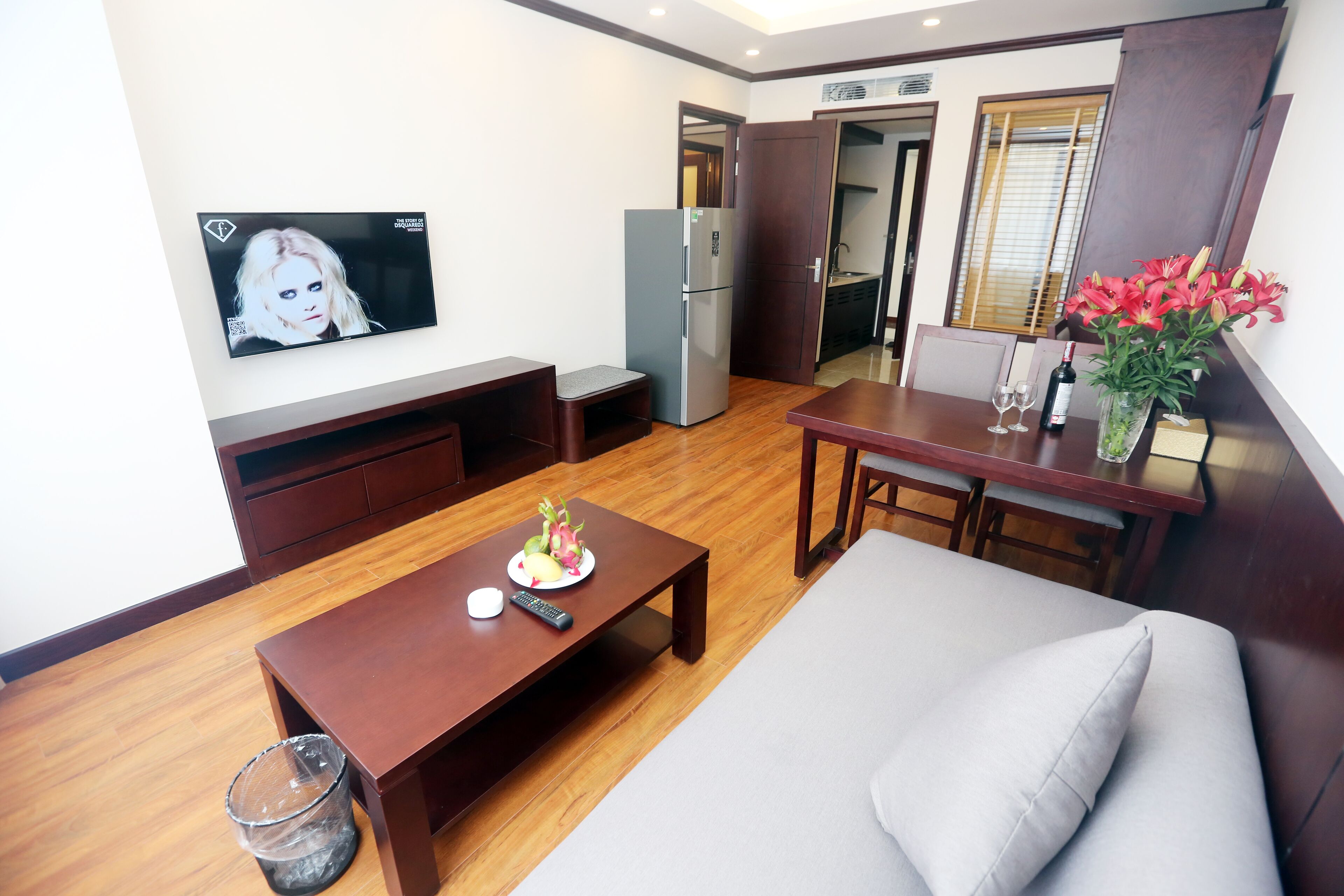 family room with city view | private kitchen | electric kettle, paper towels