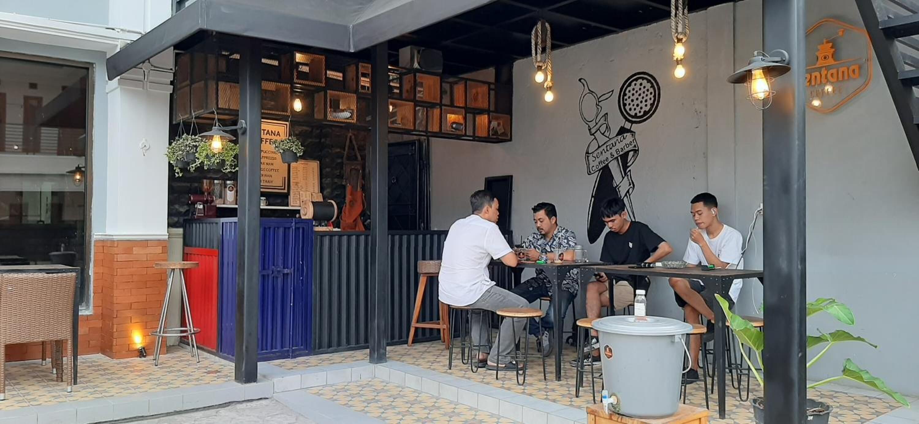 بار (في المنشاة)