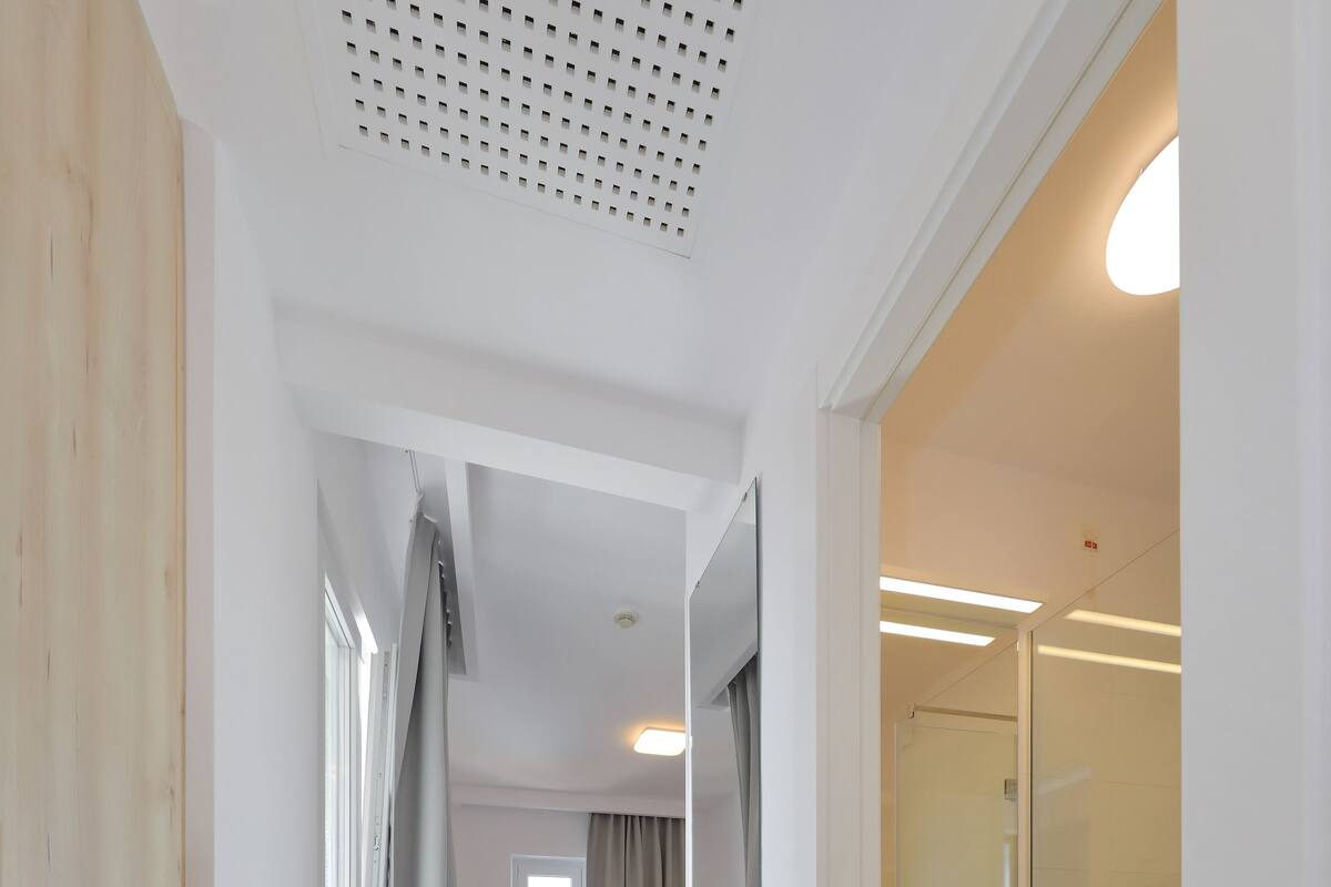 premium double room, balcony | minibar, desk, iron/ironing board, free wifi