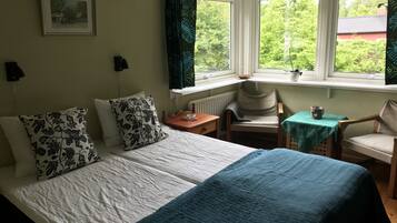 Traditional Cabin, Fireplace, Valley View | Dihias secara berasingan, dilengkapkan perabot secara berasingan