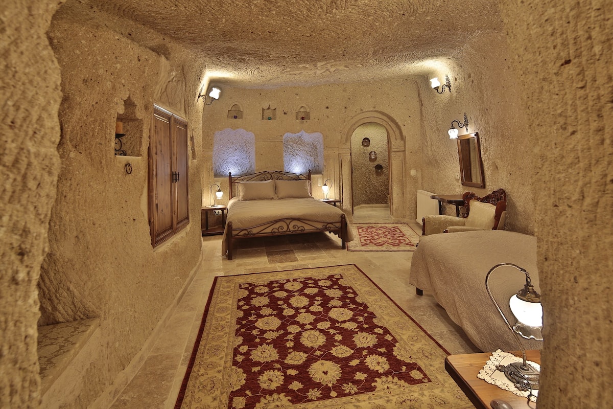 Family Cave Suite | 1 slaapkamer, luxe beddengoed, een kluis op de kamer