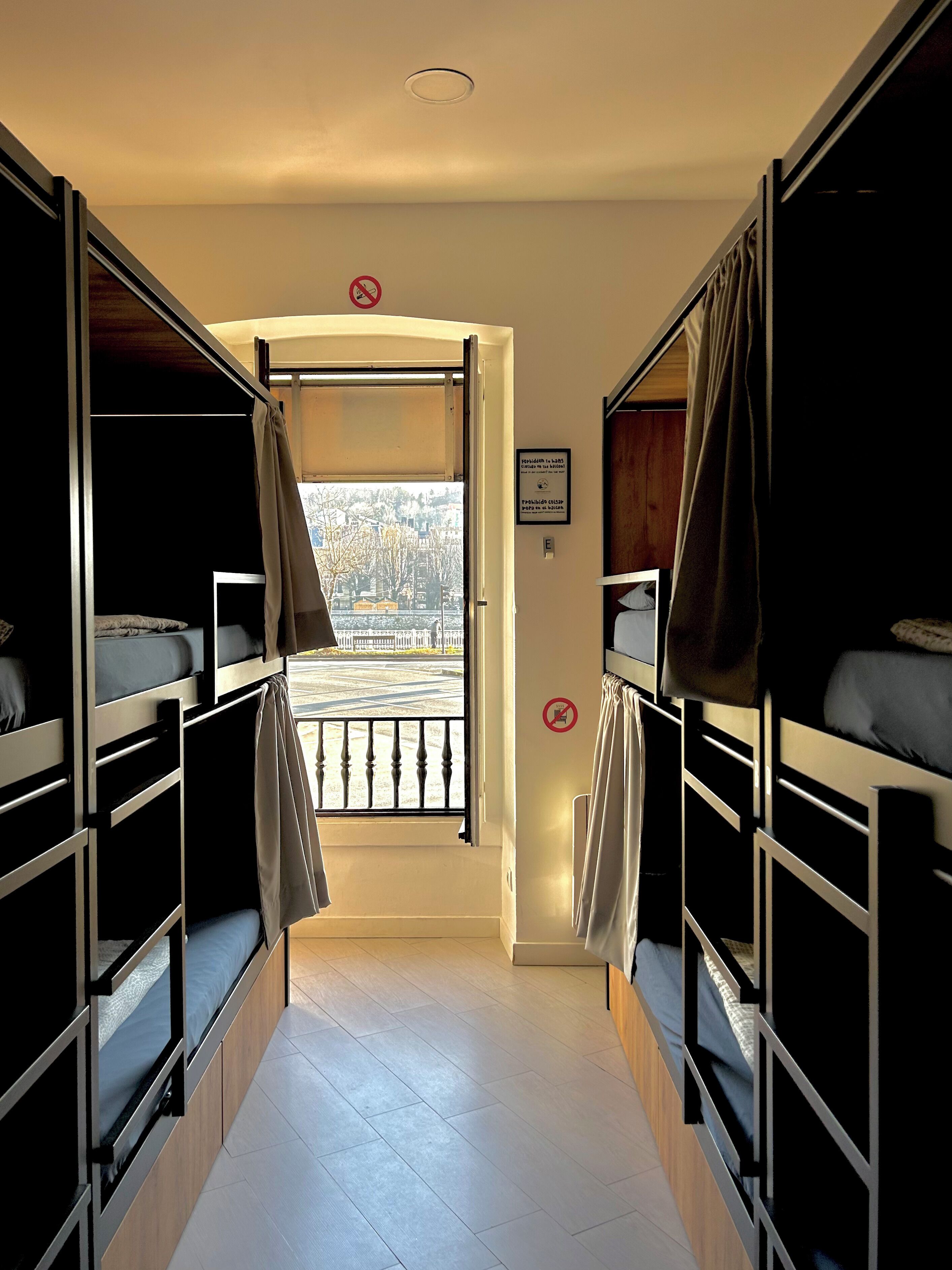 Bed in 8-Bed Mixed Dormitory Room