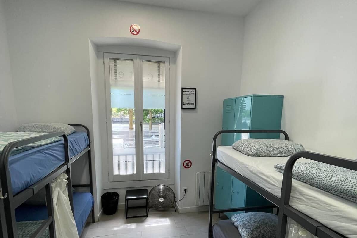 Gemeinsamer Schlafsaal, Gemischter Schlafsaal (6 beds) | Zimmersafe, schallisolierte Zimmer, Zustellbetten, kostenloses WLAN