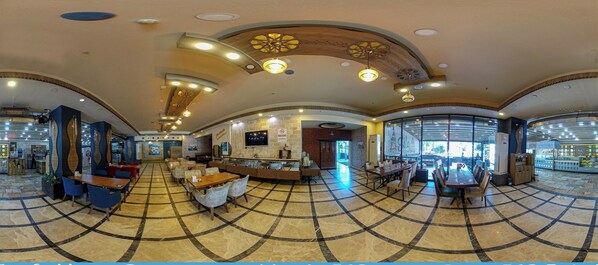 Se sirven desayunos, almuerzos y cenas