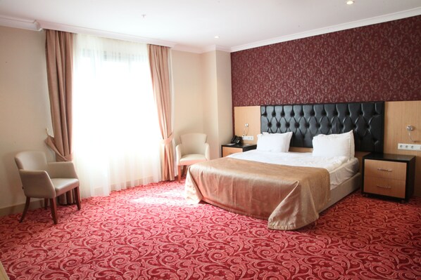 Standard dubbelrum | Sängtillbehör av högsta kvalitet och minibar