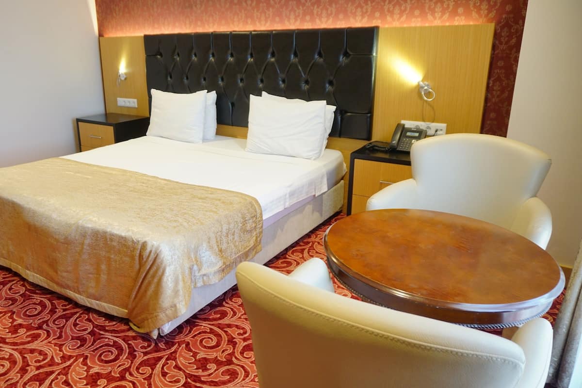 1 slaapkamer, luxe beddengoed, een minibar, een kluis op de kamer