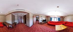 Basic Suite, Hot Tub | 1 bedroom, premium bedding, minibar, in-room safe