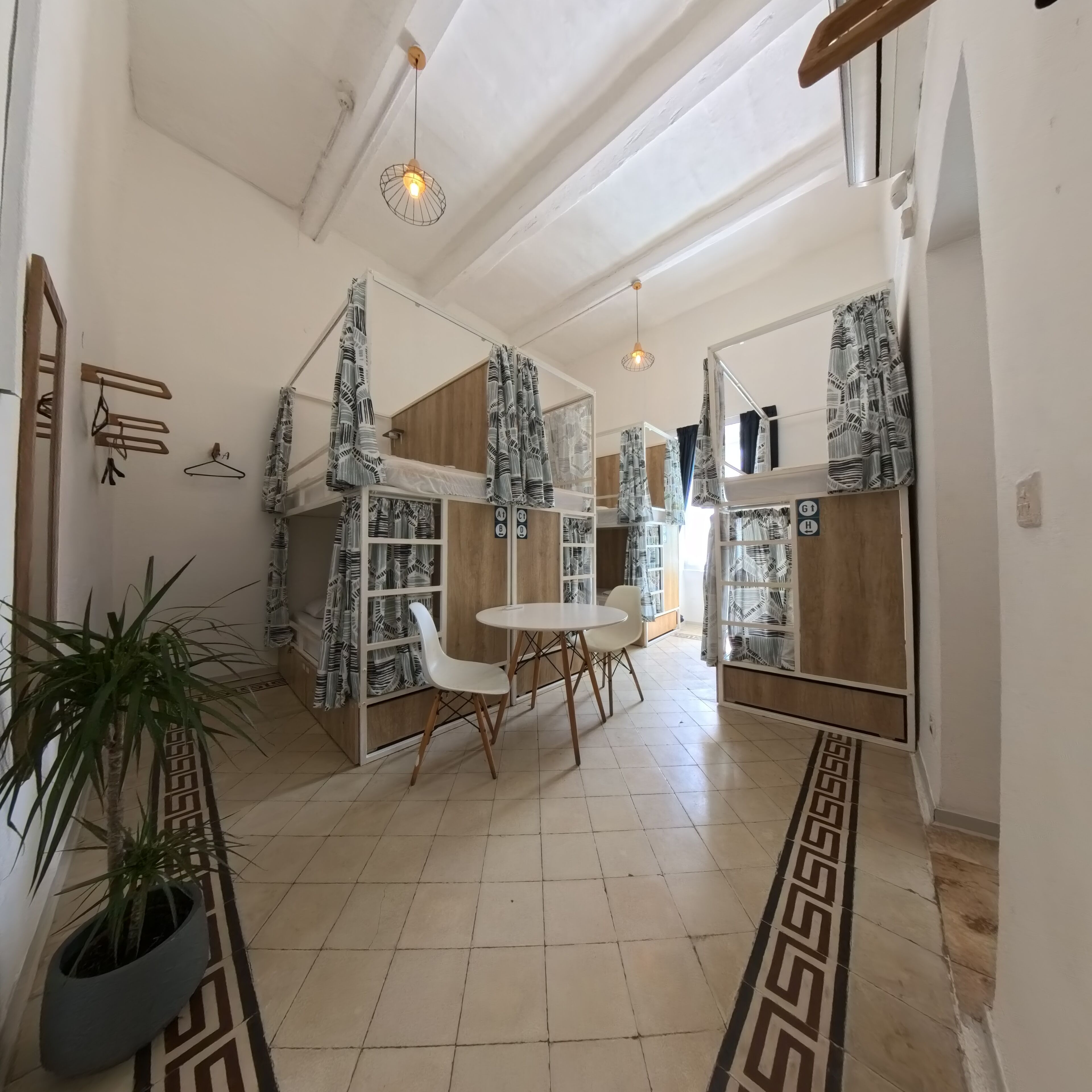 Shared Dormitory, Women only, Shared Bathroom (8 beds) | In-room safe, desk, free WiFi, bed sheets