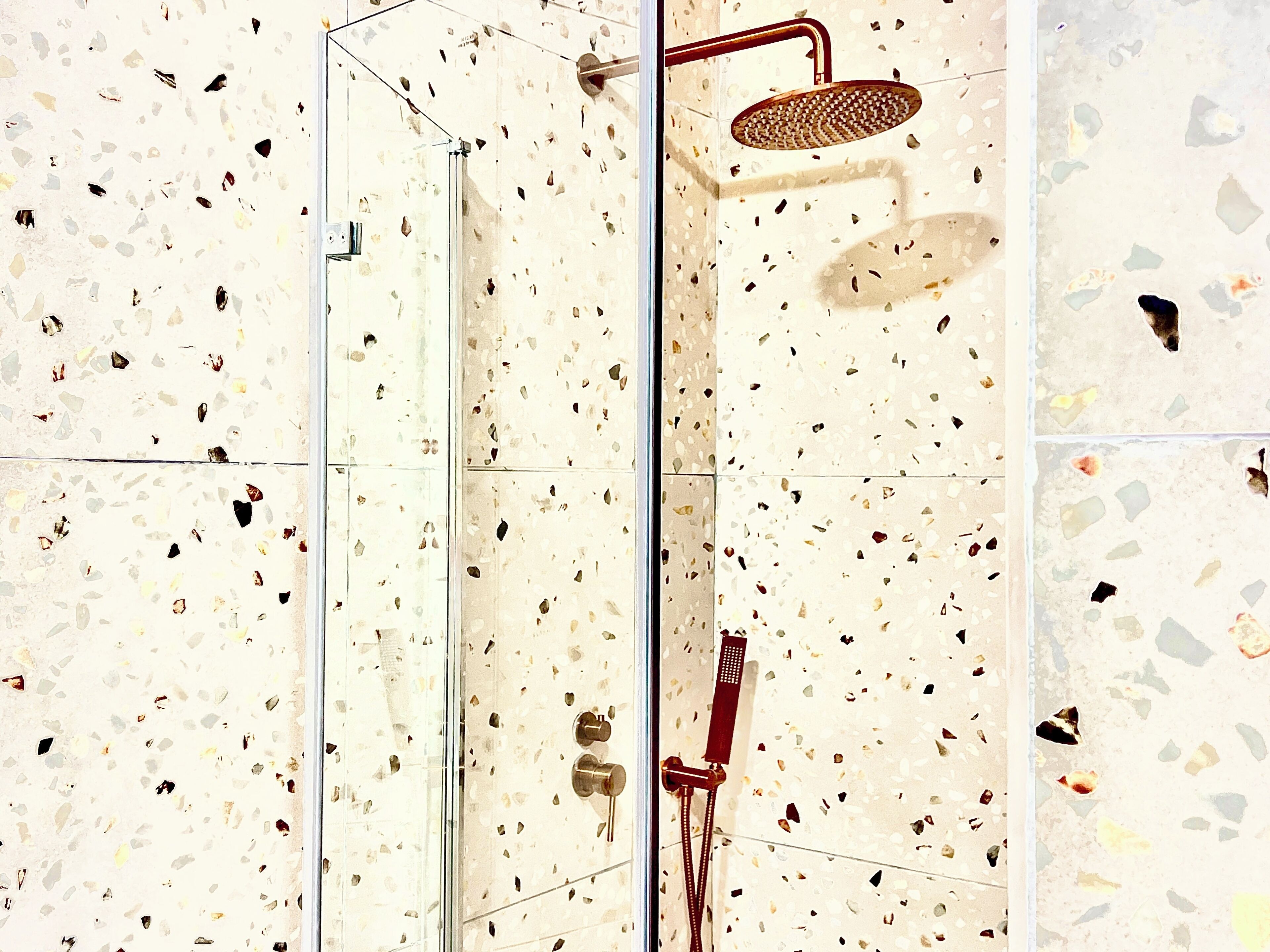 Foto - Follow the Sun Boutique Hostel - Pool, Breakfast & Sea Views