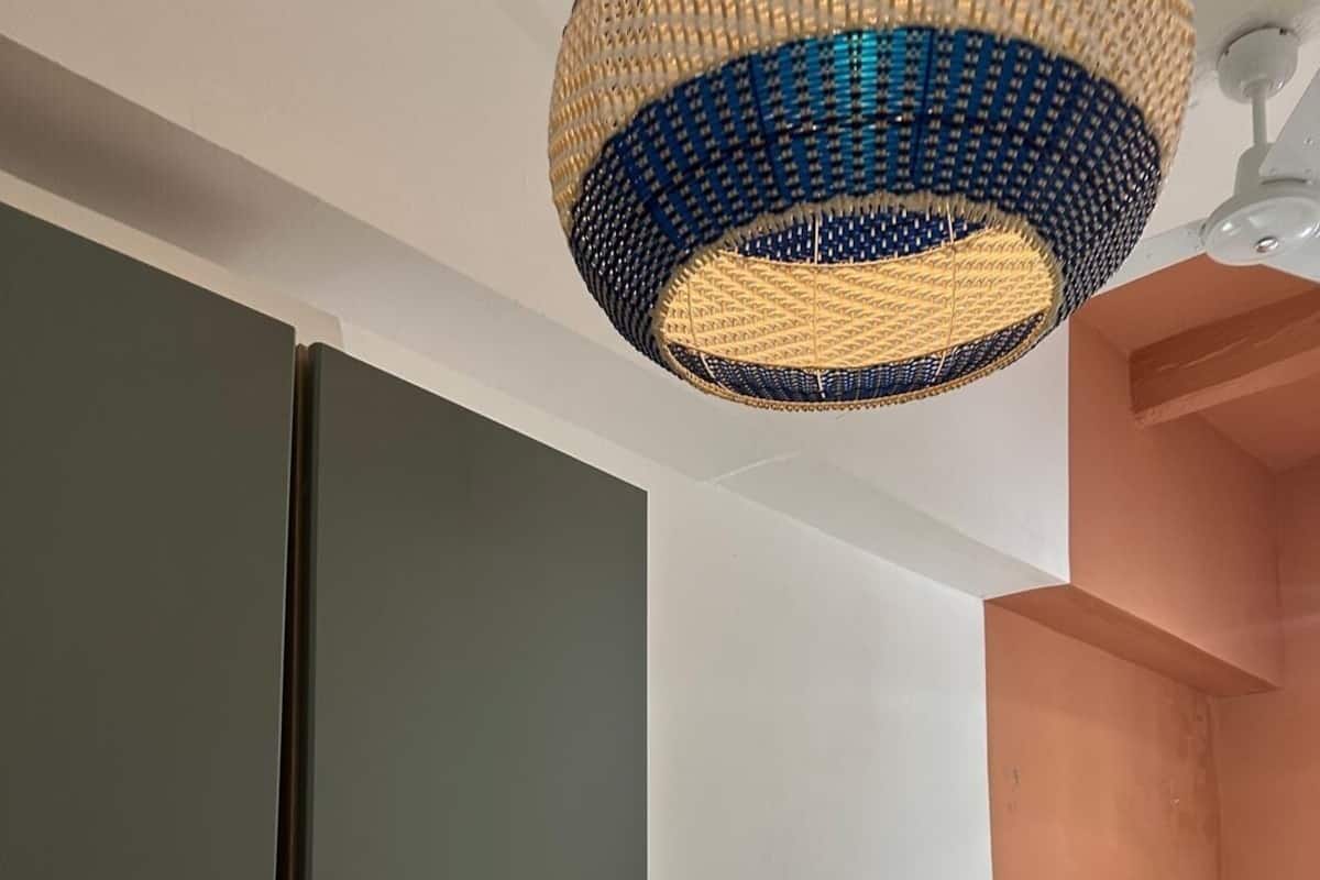 Comfort Tek Büyük Yataklı Oda, Özel Banyo | Odada kasa, masa, ücretsiz kablosuz İnternet, çarşaf takımı