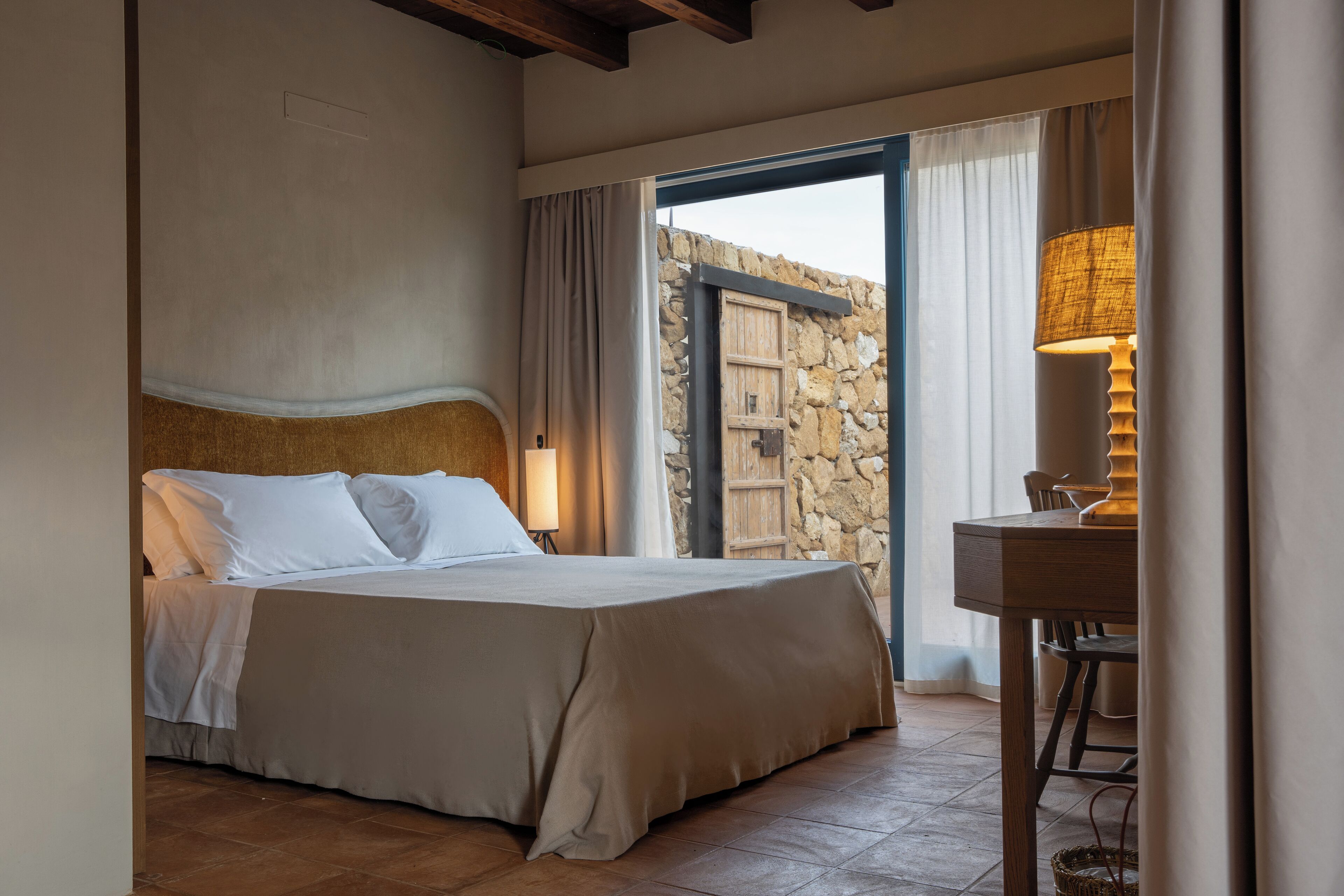 Junior Bungalow | Premium bedding, down comforters, minibar, in-room safe