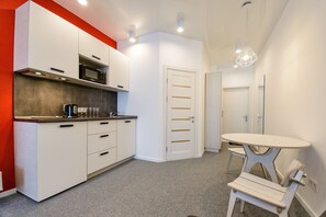 Private kitchen - Partner Guest House Klovskyi (Kyiv)