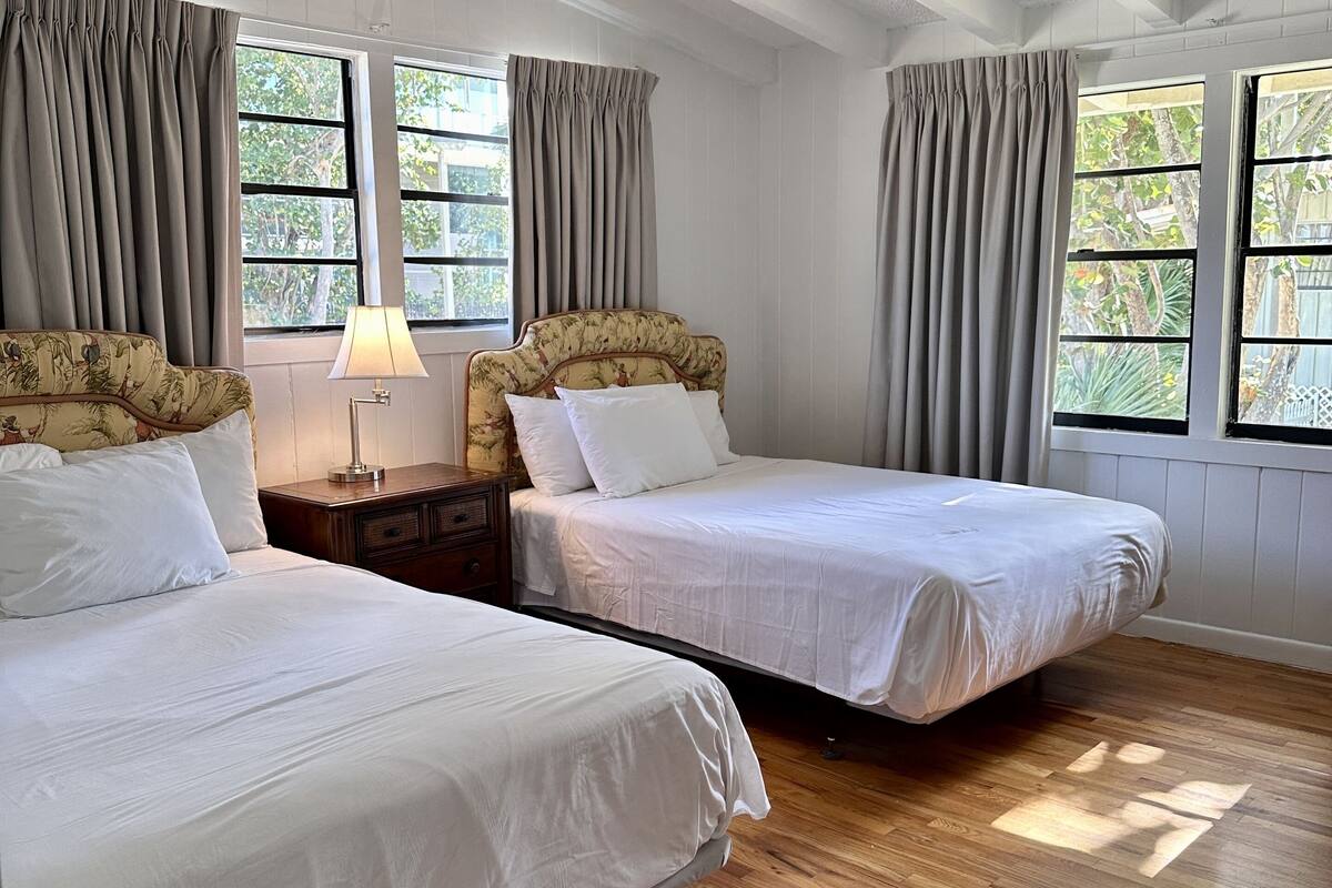 Desk, iron/ironing board, free WiFi, bed sheets