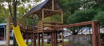 Timber Pointe Resort