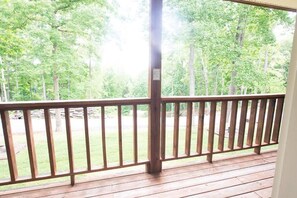 Balcony - Timber Pointe Resort (Jamestown)