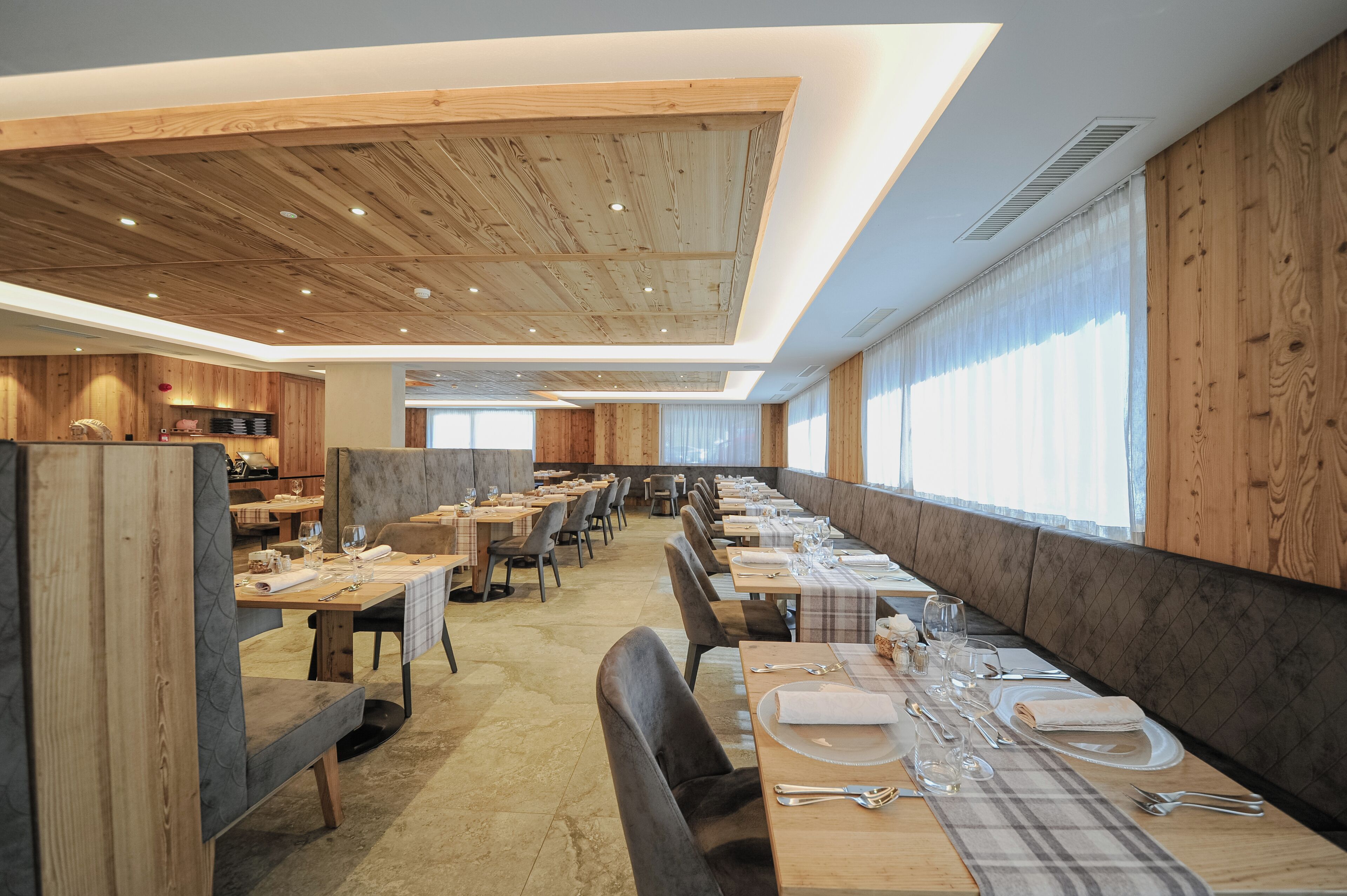 lunch and dinner served, local cuisine