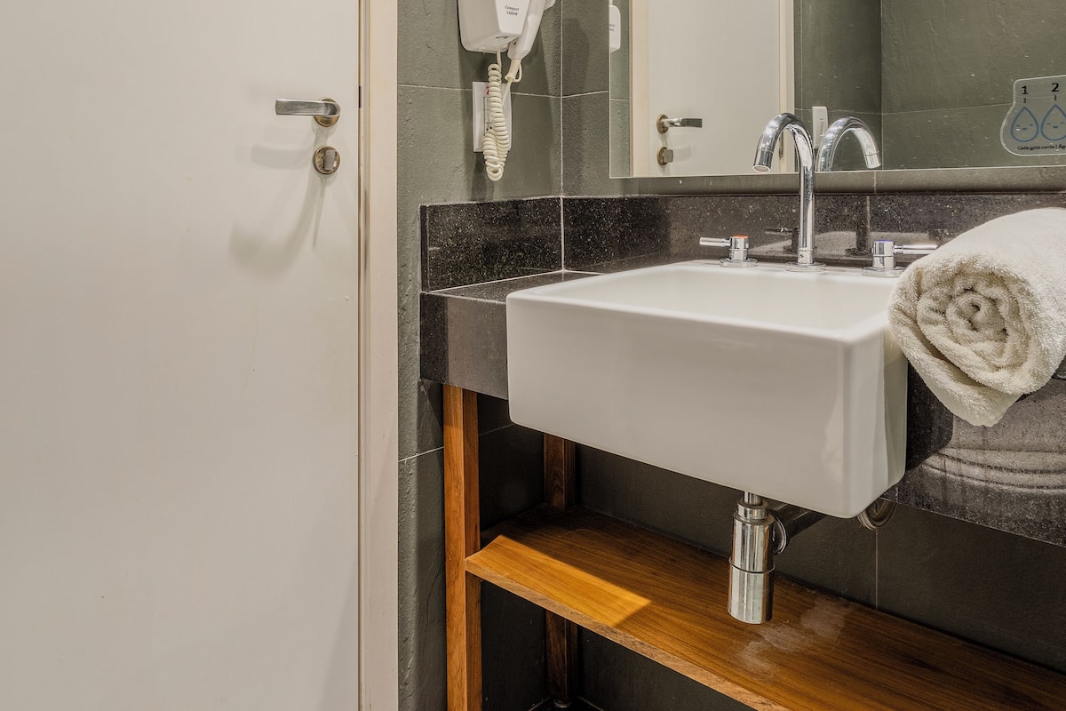 shower, eco-friendly toiletries, towels