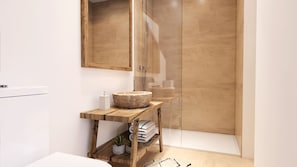 Superior-Doppelzimmer, Terrasse, Meerblick | Badezimmer