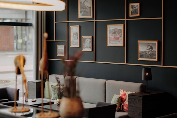 Lobby sitting area - LOOKEN INN Lingen by Hackmann (Lingen)