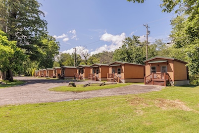 Qualla Cabins and Motel Cherokee near Casino