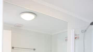 Apartment, 2 Bedrooms | Bathroom | Free toiletries, hair dryer, towels, soap