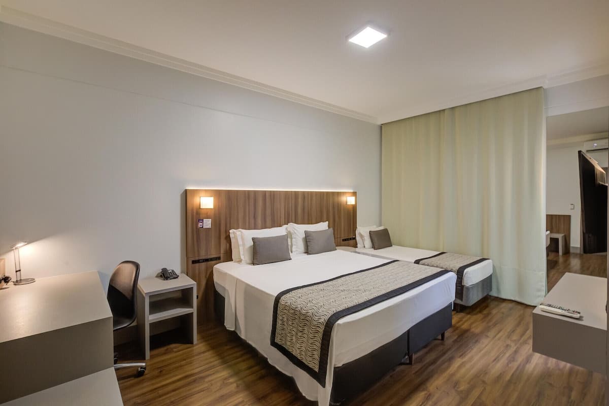 1 bedroom, in-room safe, desk, laptop workspace