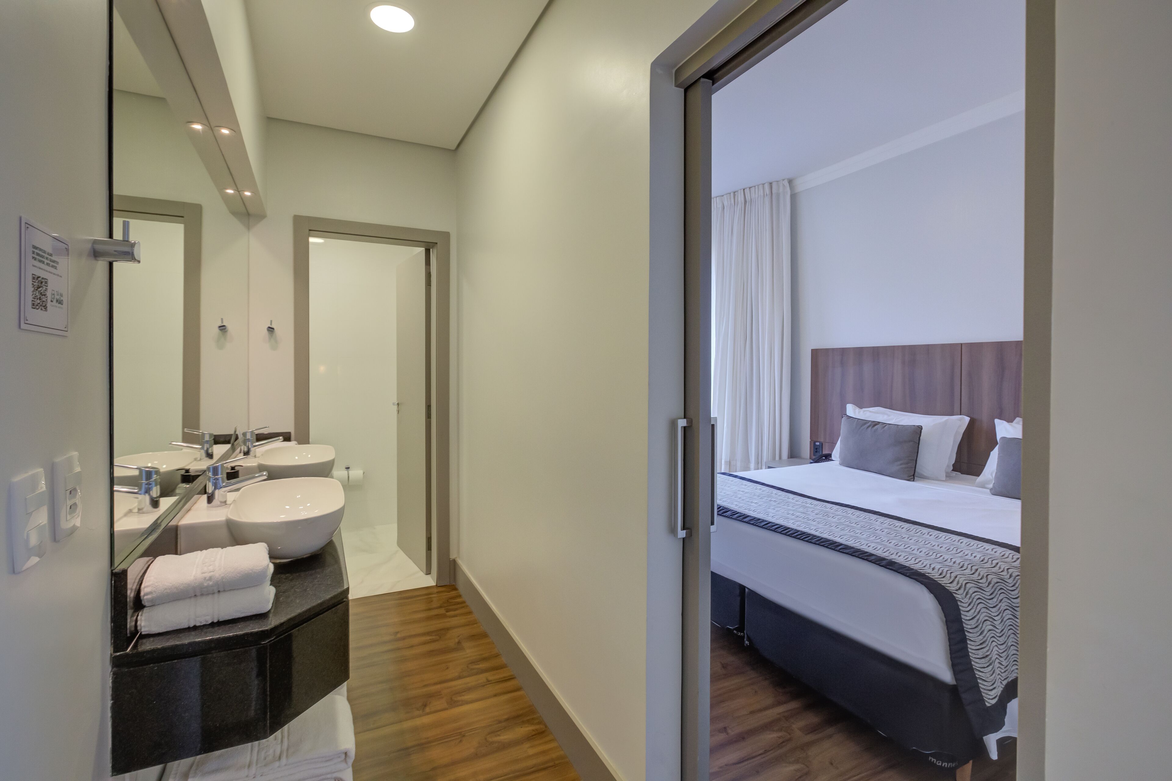 family apartment (superior) | 1 bedroom, in-room safe, desk, laptop workspace