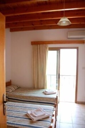 Studio, Pool View | Cribs/infant beds, free WiFi - Pissouriana Apartments (Pissouri)