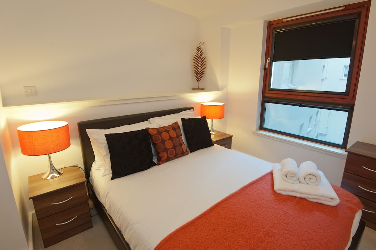 Apartment, 2 Schlafzimmer (45 Mitchell Street) | Hochwertige Bettwaren, Bügeleisen/Bügelbrett, Babybetten, Zustellbetten