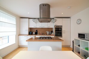 Private kitchen - Glasgow City Flats (Glasgow)