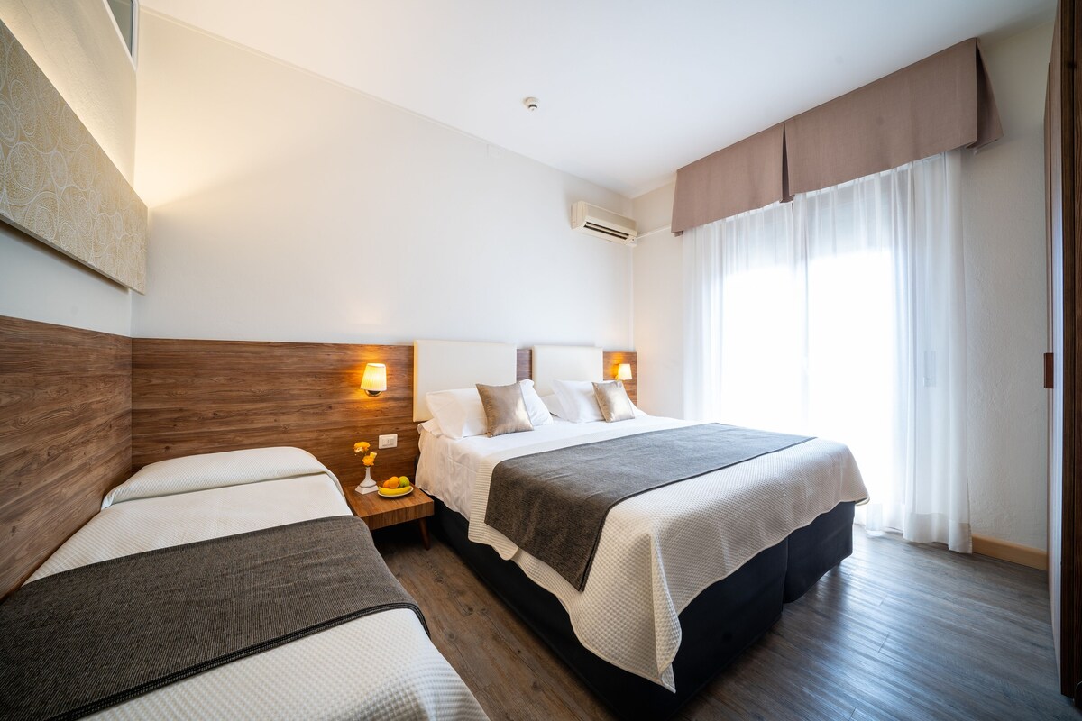 Superior Triple Room (BThree)