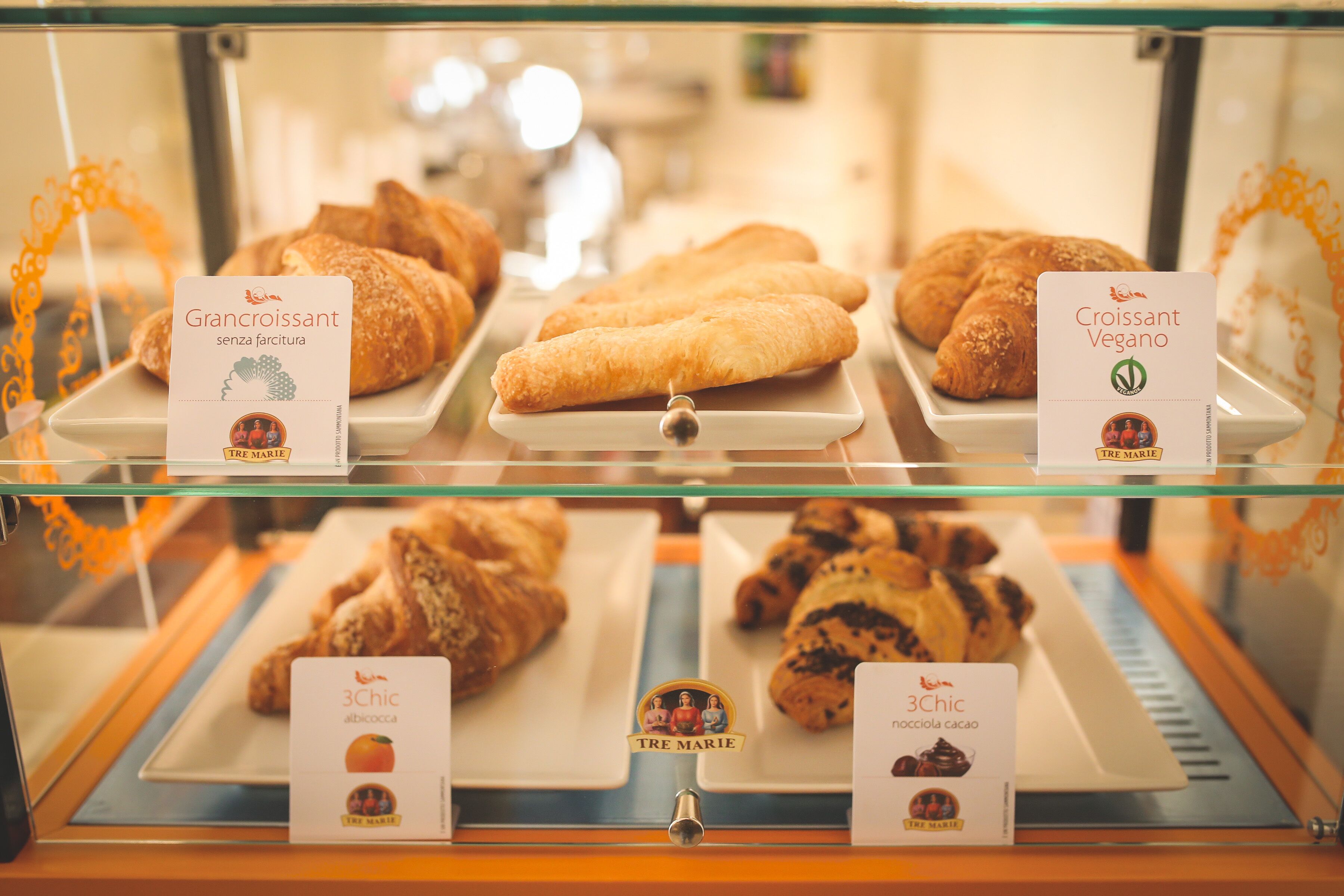 daily buffet breakfast (eur 7 per person)