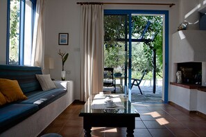 32-inch flat-screen TV with satellite channels, TV, DVD player