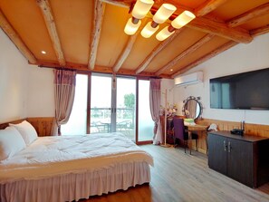 Double Room, Ocean View (52 sqm.) | Free WiFi - Herb In Recreational Pension (Jeju City)