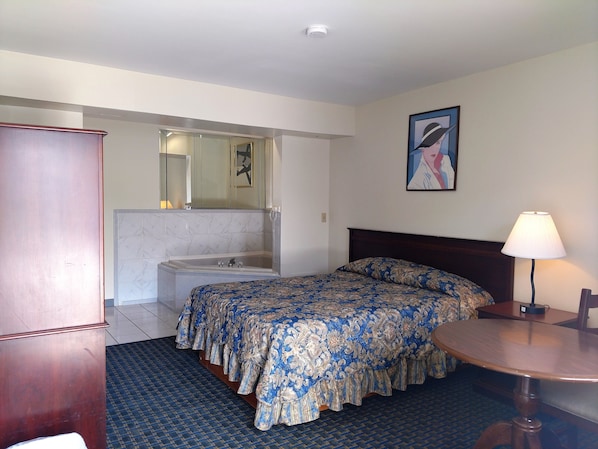 Premium Room, 1 Queen Bed, Jetted Tub