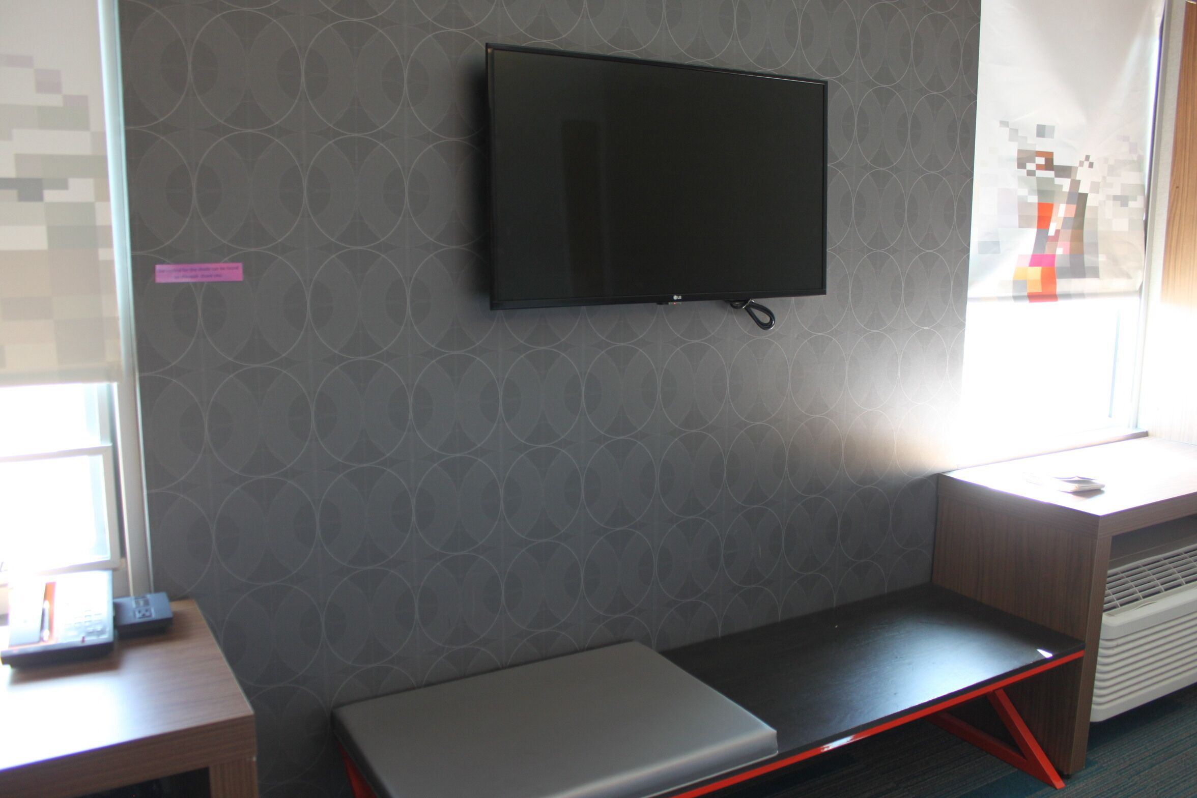 aloft, room, 1 king bed | pillow-top beds, in-room safe, desk, laptop workspace