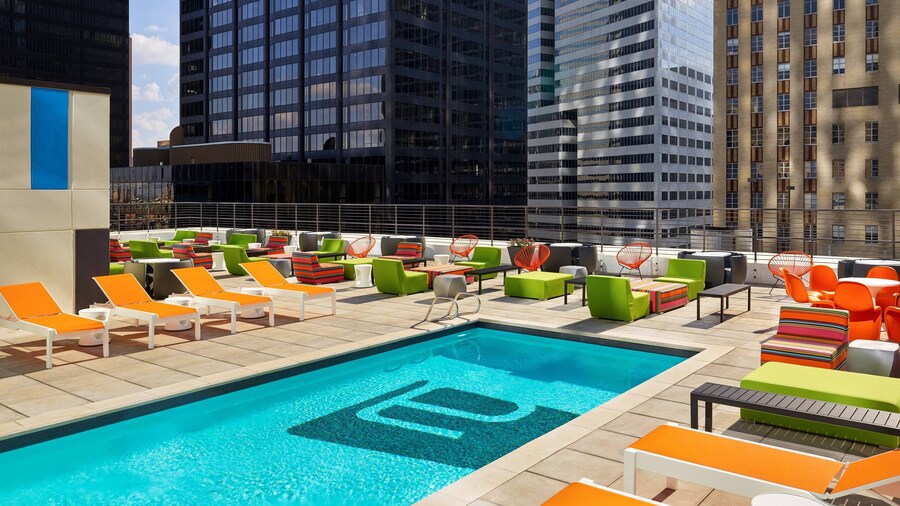 Aloft Houston Downtown