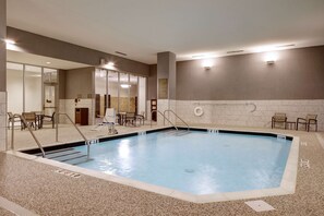 Indoor pool, pool loungers