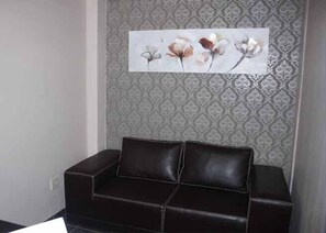 Coin salon dans le hall