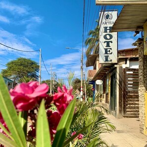 숙박 시설 정면