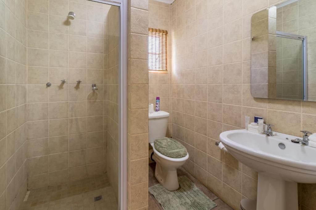 Een douche, handdoeken