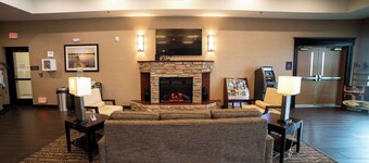 Comfort Suites University