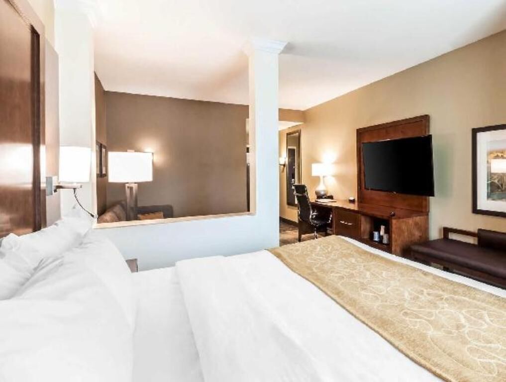 1 bedroom, premium bedding, individually decorated