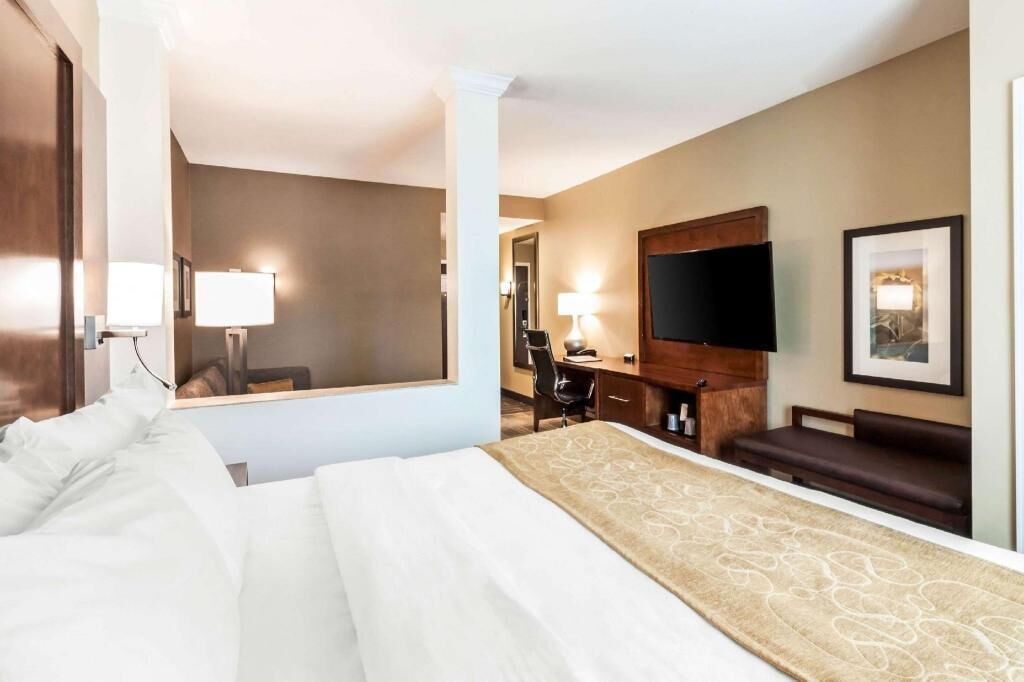 1 bedroom, premium bedding, individually decorated