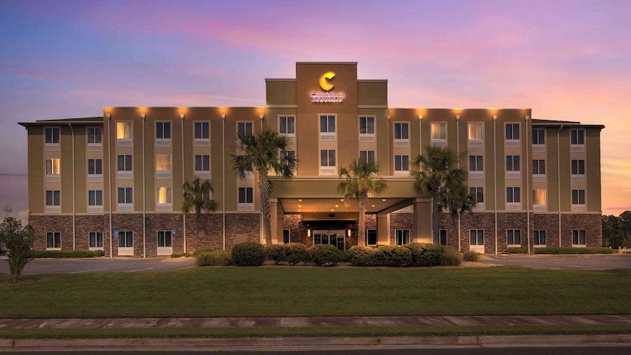 Comfort Inn & Suites