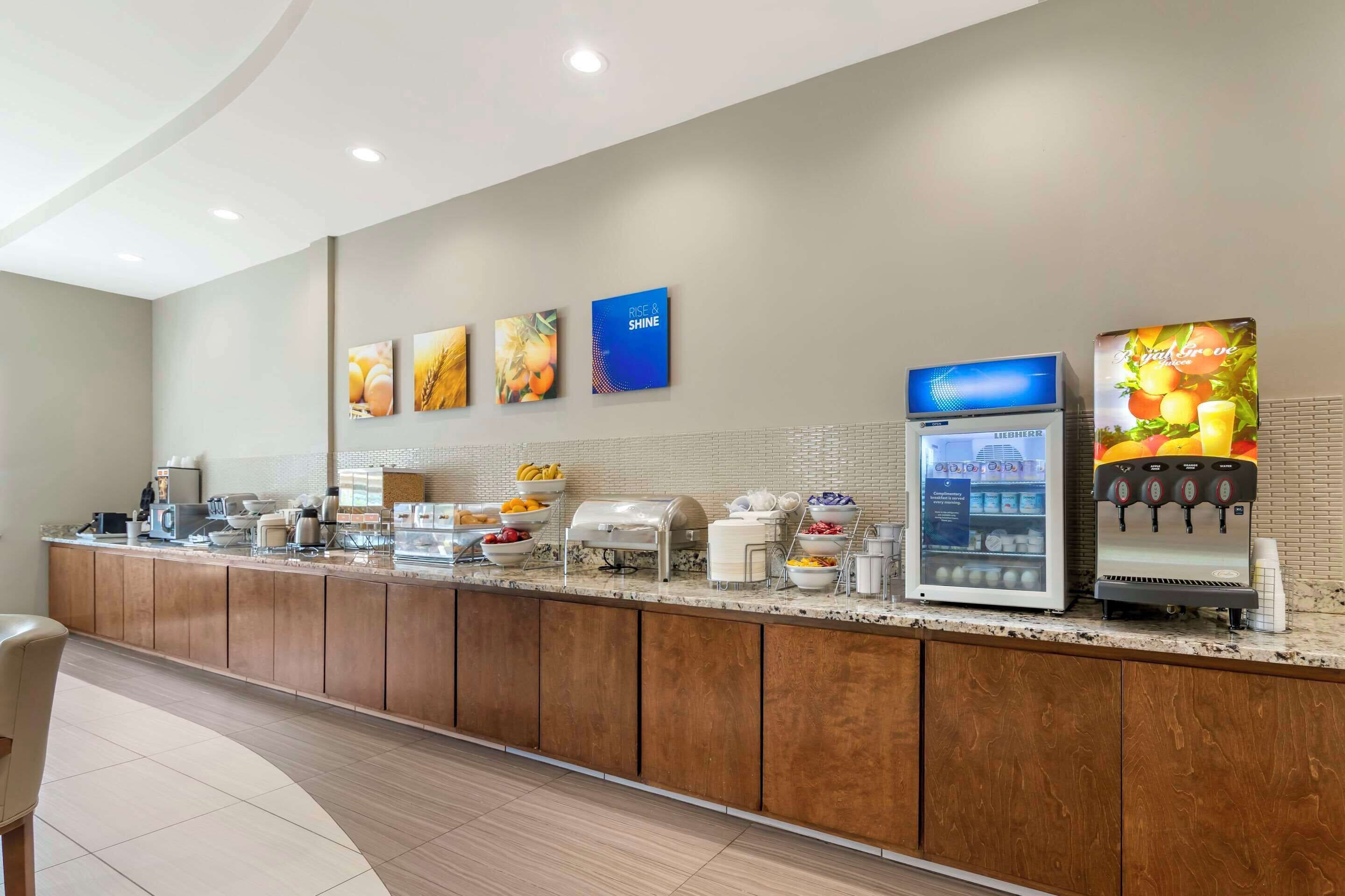 free daily on-the-go breakfast