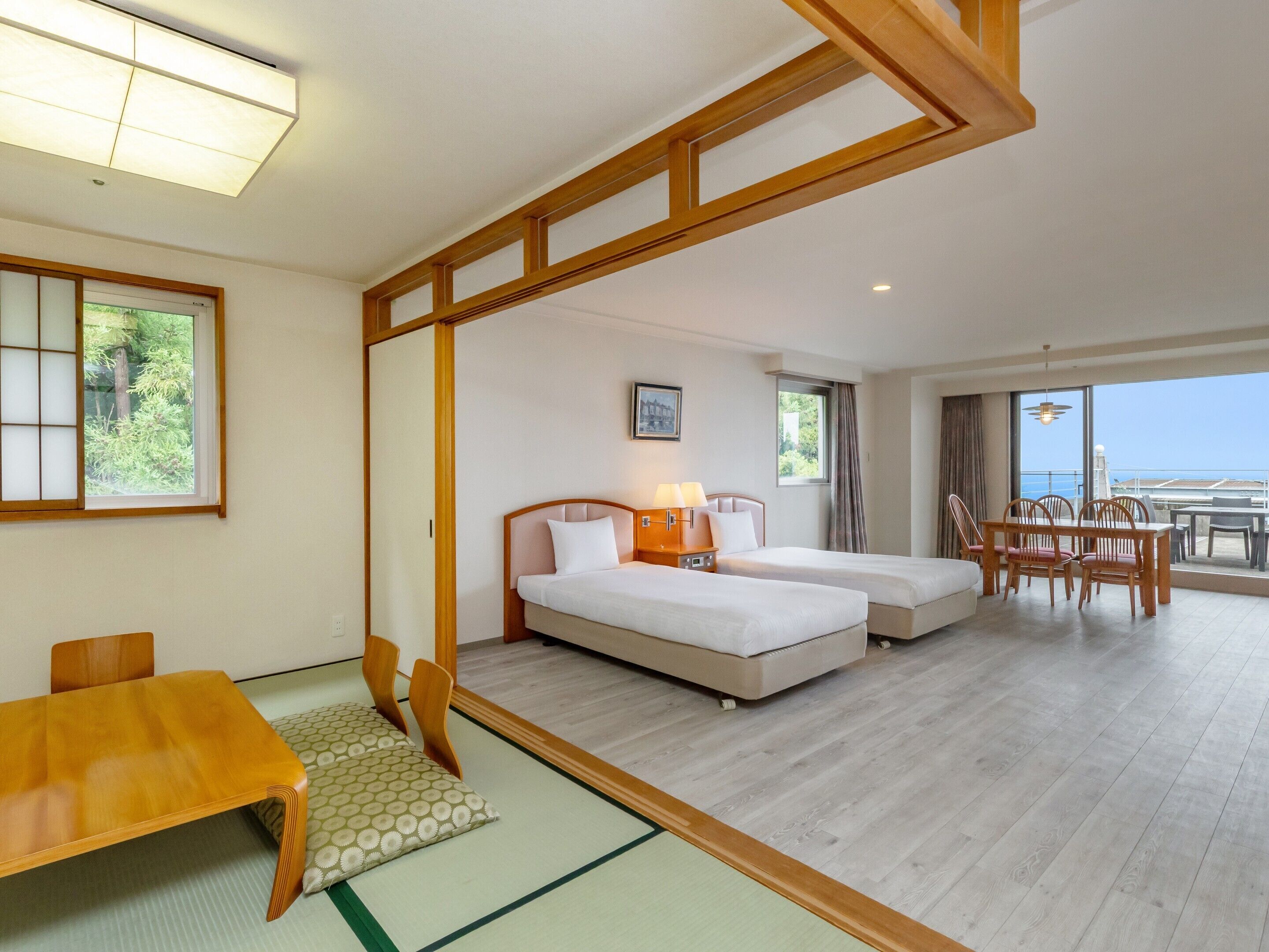 Ocean view Japanese-Western-Style Room with terrace (Non-smoking) | Bed sheets