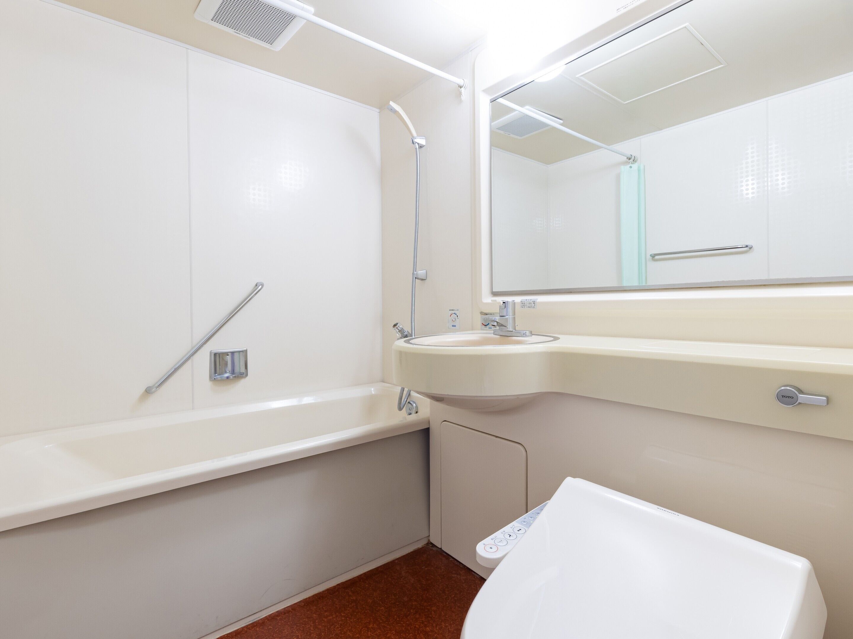 豪華客房, 非吸煙房, 可攜帶寵物 (Japanese-Western-Style, Dog-only) | 浴室 | 淋浴/浴缸二合一、拖鞋、免治馬桶、毛巾